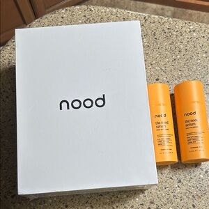 Nood Radiant Orange Skincare Serum Set